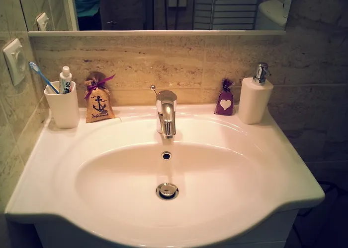 Melody دوبروفينك